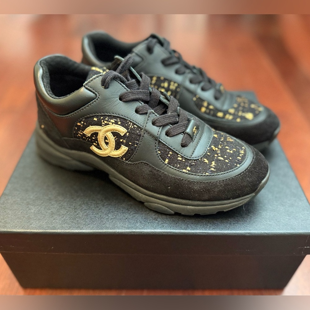 💯 Authentic Chanel Sneakers